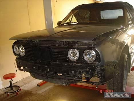 BMW 325 Cabriolet SOLGT billede 9