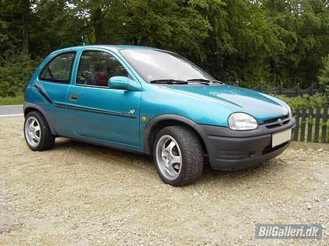 Opel 1,4i  JOY *solgt* - 13/8-06 billede 4