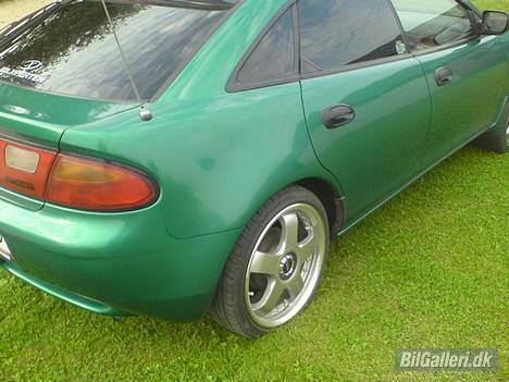 Mazda 323f - sådan ser dvden ud jeg skal ha sat den et ordenlig sted billede 18