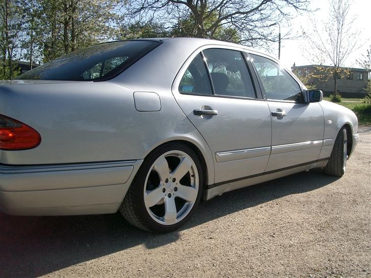 Mercedes Benz E - Klasse billede 3