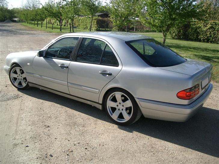Mercedes Benz E - Klasse billede 4