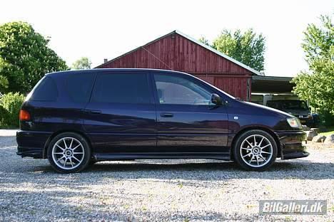 Toyota Sportsvan billede 1