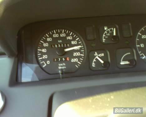 Renault Clio 1,4S - var lige ude og køre lidt så skulle lige fyre den lidt af tror godt den kunne mere men løb tør for vej og det passede også med det der stod på gps`en. billede 15