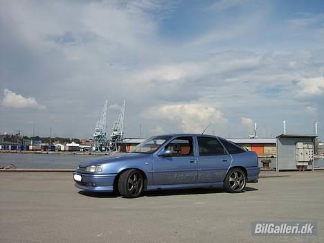 Opel ~Vectra~ 2.0i 16v - SOLGT - billed fra århus havn  billede 9