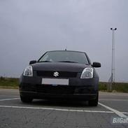 Suzuki Swift 1.5, 5dørs sort