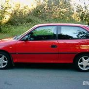 Opel Astra **SOLGT**