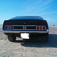 Ford mustang mach 1