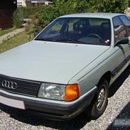 Audi 100 1.8 C3 Type 44 -solgt