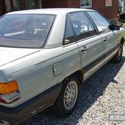 Audi 100 1.8 C3 Type 44 -solgt