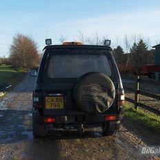 Mitsubishi Pajero 2,5 TD "Solgt"