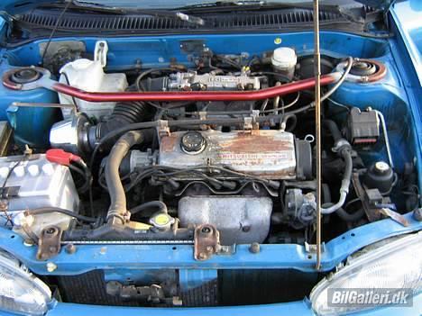 Mitsubishi colt tårn stiver til salg billede 4