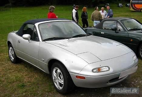 Mazda mx5 (SOLGT) billede 12