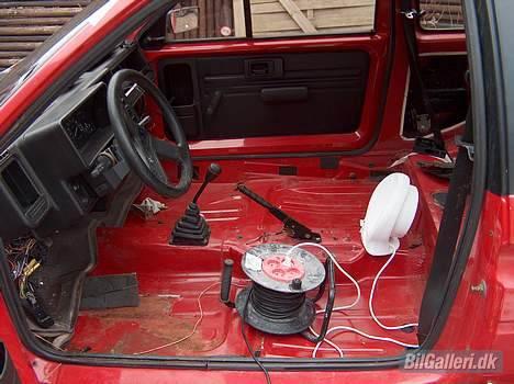 Citroën AX sport (SOLGT)  - strippet under hoved renovering (lige købt ind) - der er lidt rust der skal laves billede 10