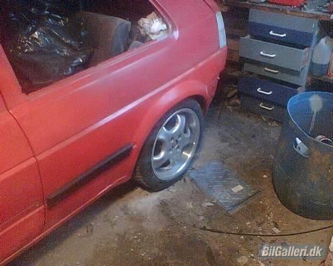 VW Golf "projekt" - igen et billede af den nye bagskærm. billede 8