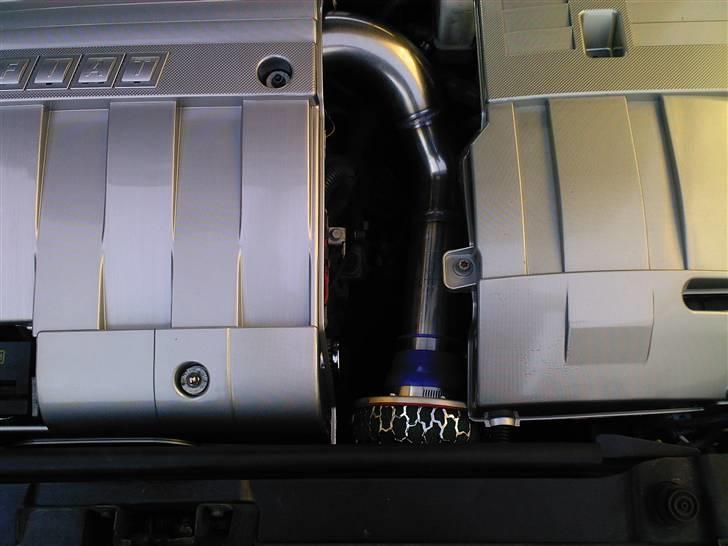 Fiat Stilo SOLGT desværre. - Yep yep så blev motorrummet som jeg ville have det tjek det ud mangler bare at få poleret røret. billede 5