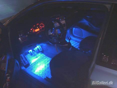 Fiat Stilo SOLGT desværre. - Kabinen med krom og allu i nattens skær.!! billede 16