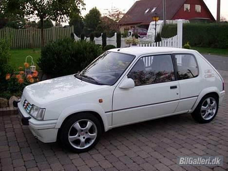 Peugeot 205 Rallye 1.9 billede 3