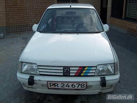 Peugeot 205 Rallye 1.9 - Fronten billede 7