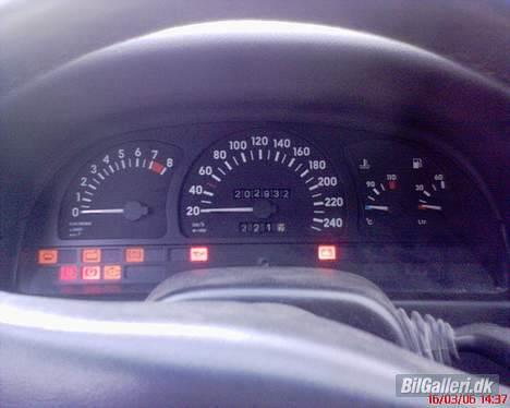 Opel Calibra Airride Panter - speedometer med lidt for mange lys  billede 7