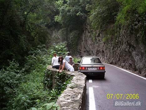 BMW SOLGT - italien 0107 til 1307 2006, en kløft oppe i bjergene billede 14