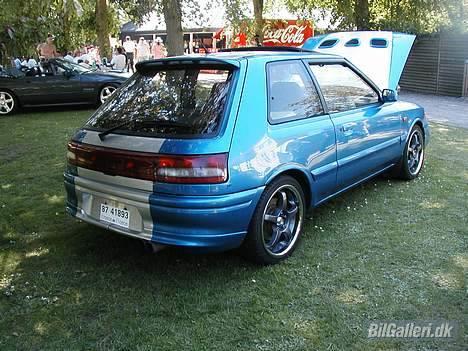 Mazda 323 1,8i GT-R 4WD Turbo - Gavnø 2006 sammen med Mazda Rx Club Denmark billede 17