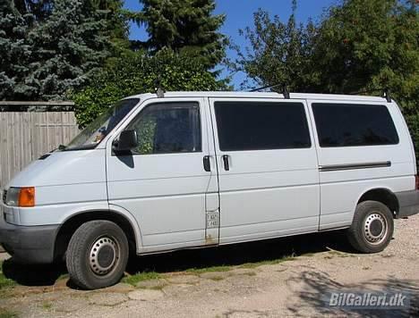 VW transporter(solgt) - Udgangspunkt for ombygning:-) noget af en mødding lækker farve iøvrigt billede 18