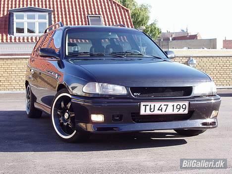 Opel astra  billede 1