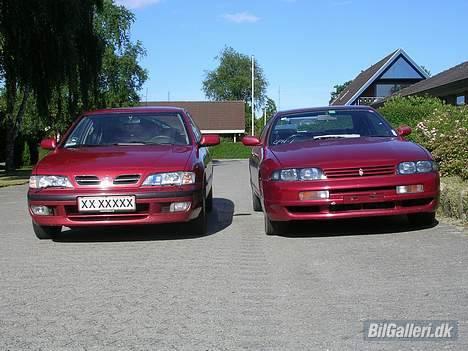 Nissan Skyline R33 GTS25t Type M - Størrelses sammenligning med min Primera... :-) billede 16