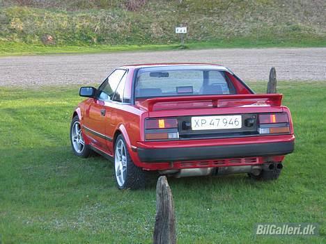 Toyota MR2 1,6 16V 4agze - havde en univasal bagpot... den kørte den godt nok meget bedre med... men den larmede bare så meget.. billede 3