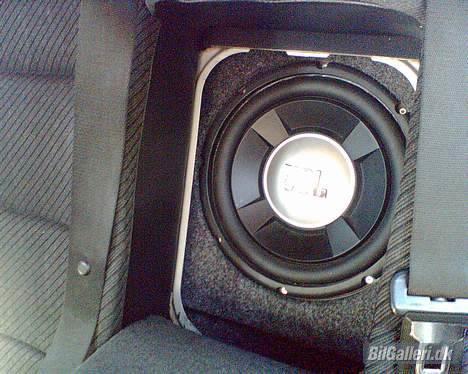 BMW 325i solgt billede 6