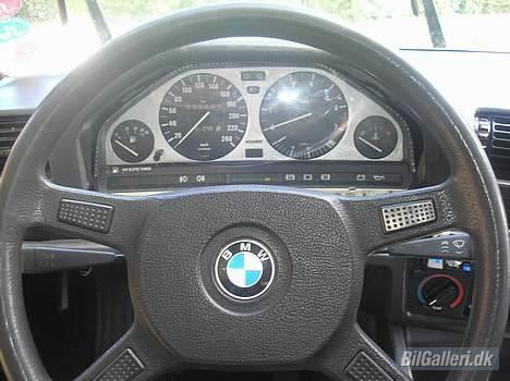 BMW 320i E30 Solgt billede 18