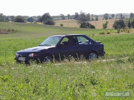 Ford escort rs turbo solgt! billede 10
