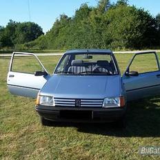 Peugeot 205 XR 1.4