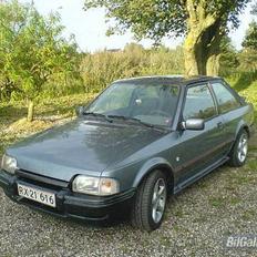 Ford Escort XR3I | SOLGT |