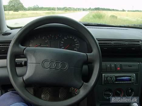 Audi a4 SOLGT billede 7