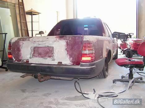 Mercedes Benz 124  pick up  billede 5