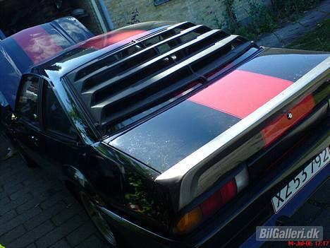 Opel Manta B !!SOLGT!! - ser sgu godt ud. bliver godt når den kommer ud og køre igen. billede 15