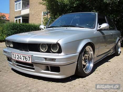 BMW E30 335i billede 15