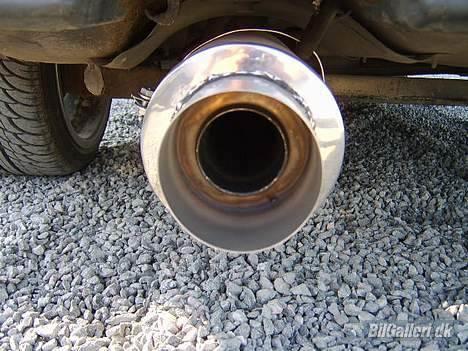 Audi total skadt øv billede 12