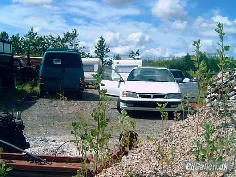 Toyota Carina E 2.0 GLI billede 3