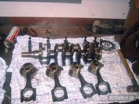 Toyota Carina E 2.0 GLI - De gamle stumper... billede 7