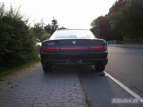 Mazda Eunos Cosmo - En udstødning i hver side skal der til... billede 3