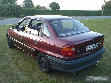 Opel Astra 1.6i (Solgt) $ billede 5