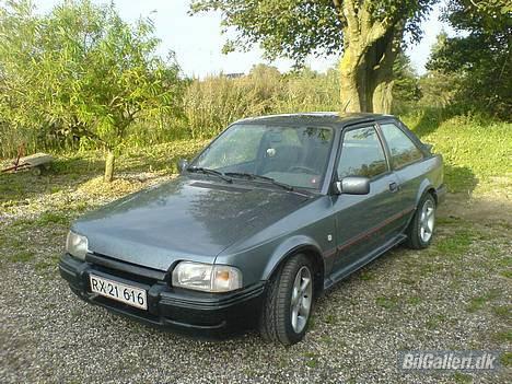 Ford Escort XR3I | SOLGT | billede 1