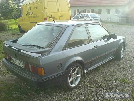 Ford Escort XR3I | SOLGT | billede 2