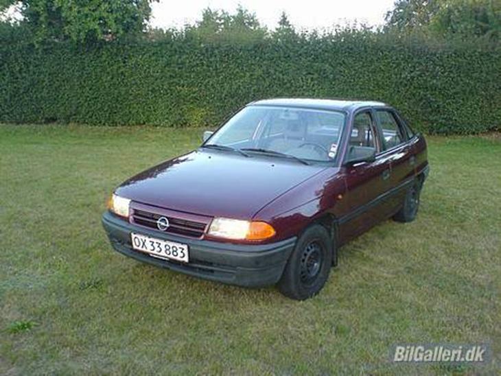 Opel Astra 1.6i (Solgt) $ billede 1