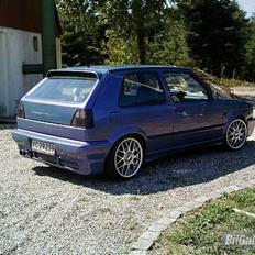 VW golf II 2.016v