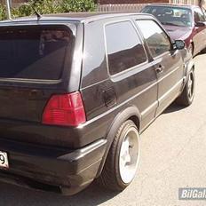 VW golf ( SOLGT )