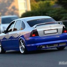 Opel Vectra B *SOLGT*