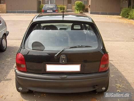 Opel Corsa 1.4i Sport *SOLGT* billede 4